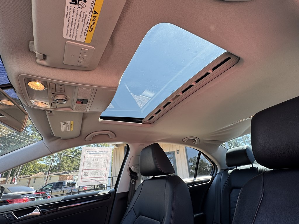 2016 Volkswagen Jetta Image 10