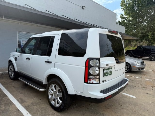 2015 Land Rover LR4 Image 18
