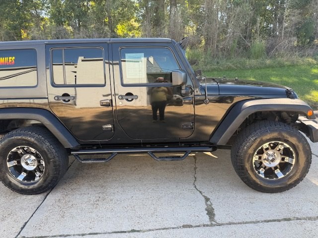 2014 Jeep Wrangler Unlimited Image 2