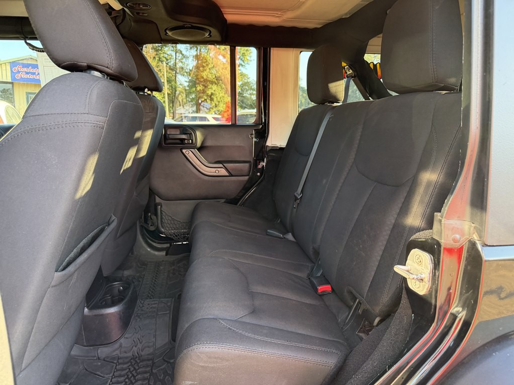 2014 Jeep Wrangler Unlimited Image 11