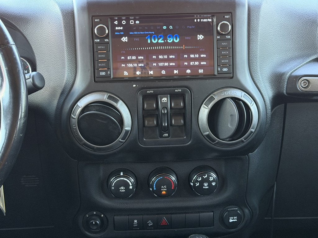 2014 Jeep Wrangler Unlimited Image 14