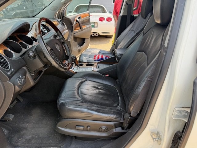 2012 Buick Enclave Image 10