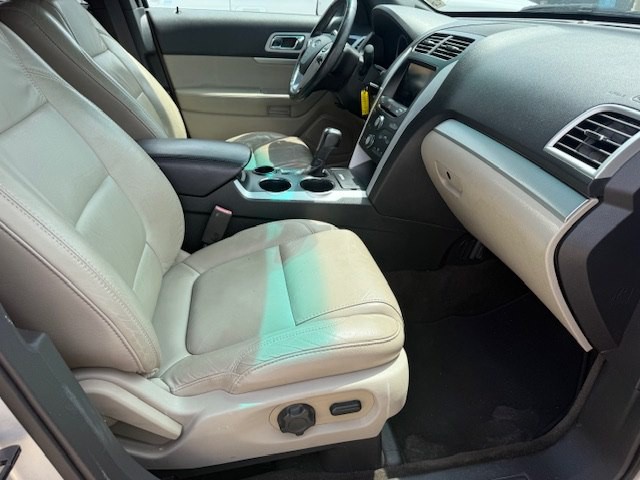 2014 Ford Explorer Image 10