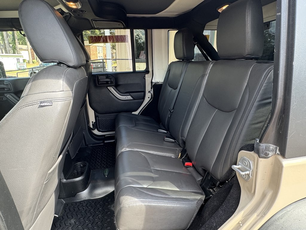 2016 Jeep Wrangler Unlimited Image 17