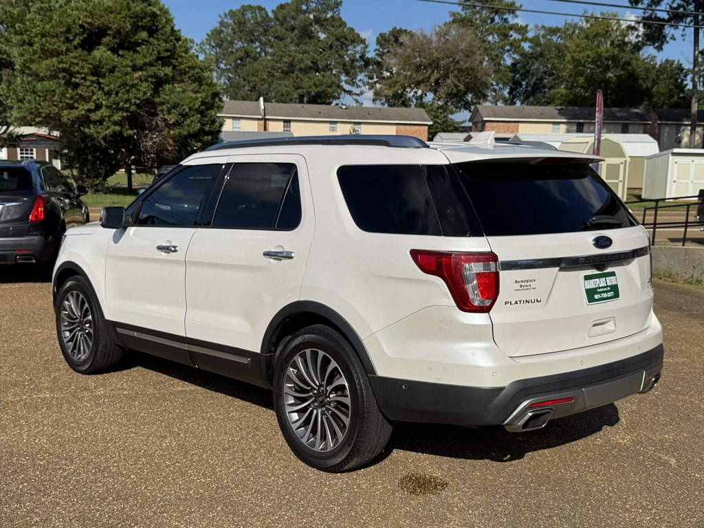 2017 Ford Explorer Image 3