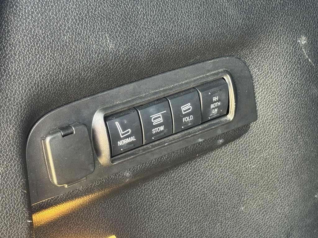 2017 Ford Explorer Image 21