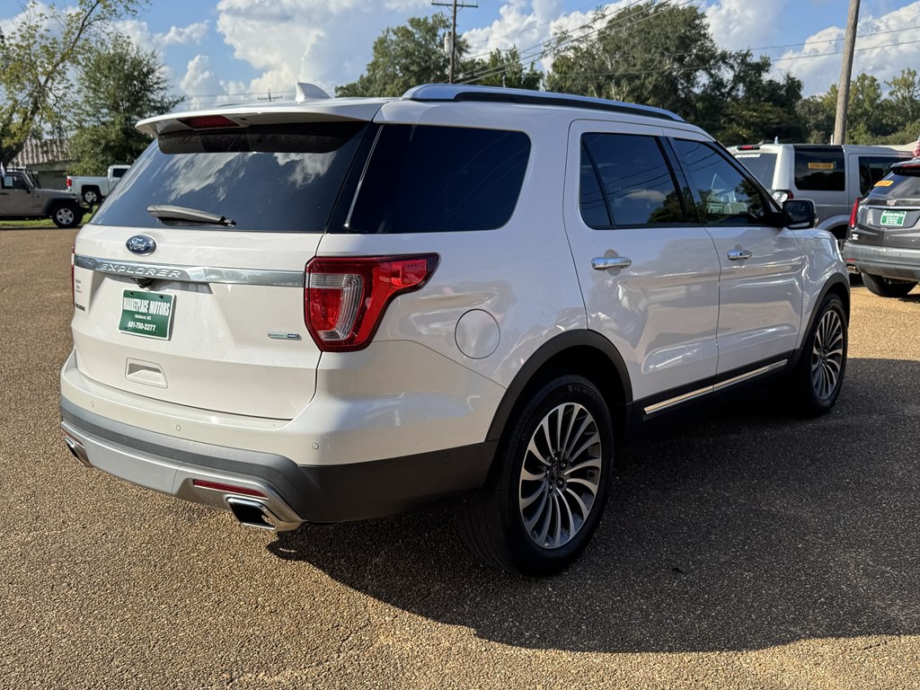 2017 Ford Explorer Image 30