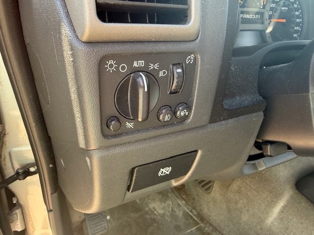 2005 Chevrolet Colorado Image 10