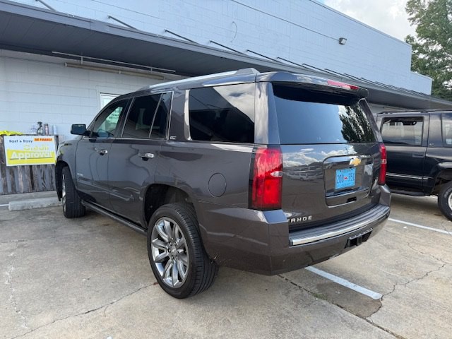 2016 Chevrolet Tahoe Image 2