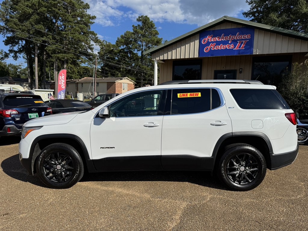 2019 GMC Acadia Image 2