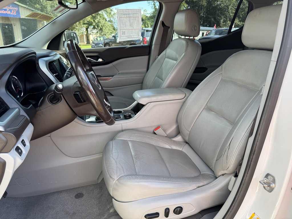 2019 GMC Acadia Image 8