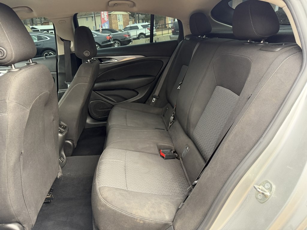 2019 Buick Regal Image 11