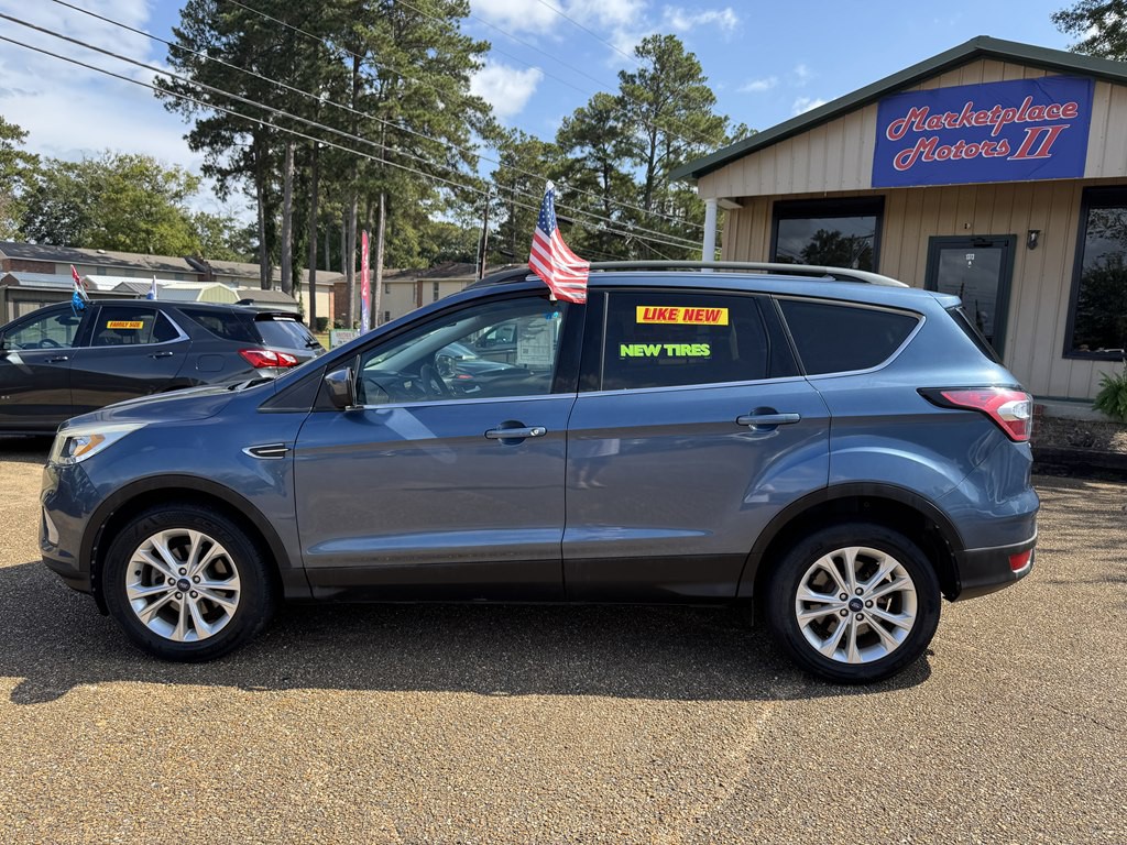 2018 Ford Escape Image 2