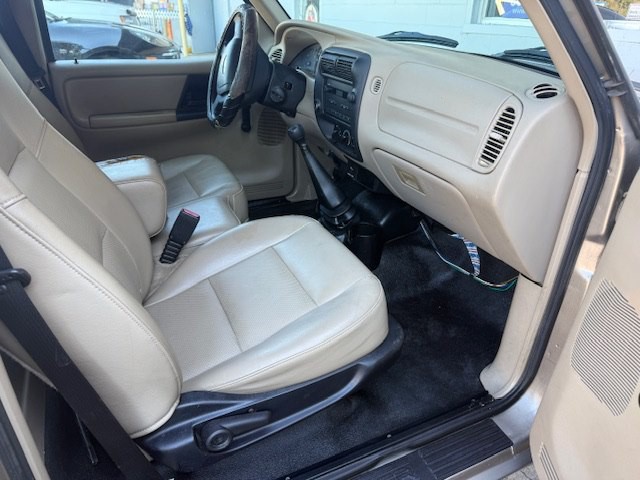 2004 Ford Ranger Image 12