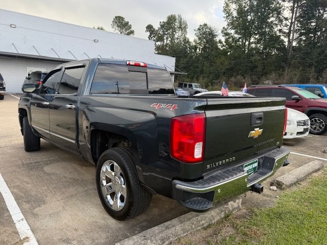 2017 Chevrolet Silverado 1500 Image 2