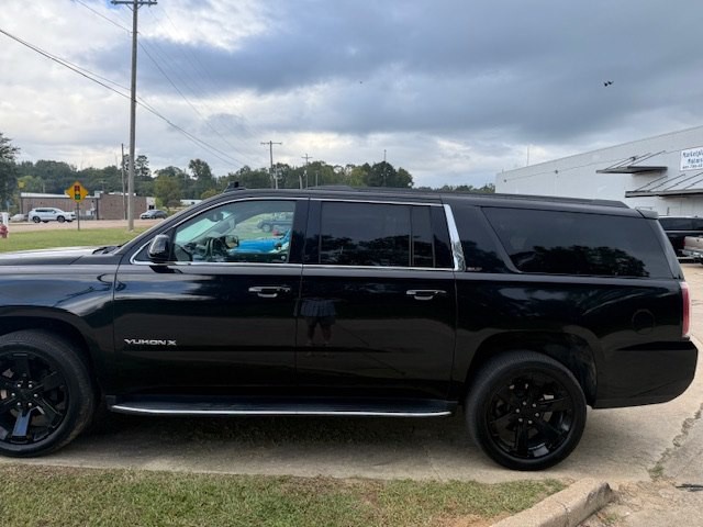 2019 GMC Yukon Image 3