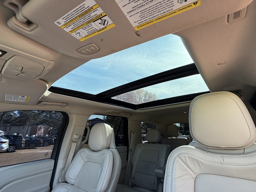 2018 Lincoln Navigator Image 24