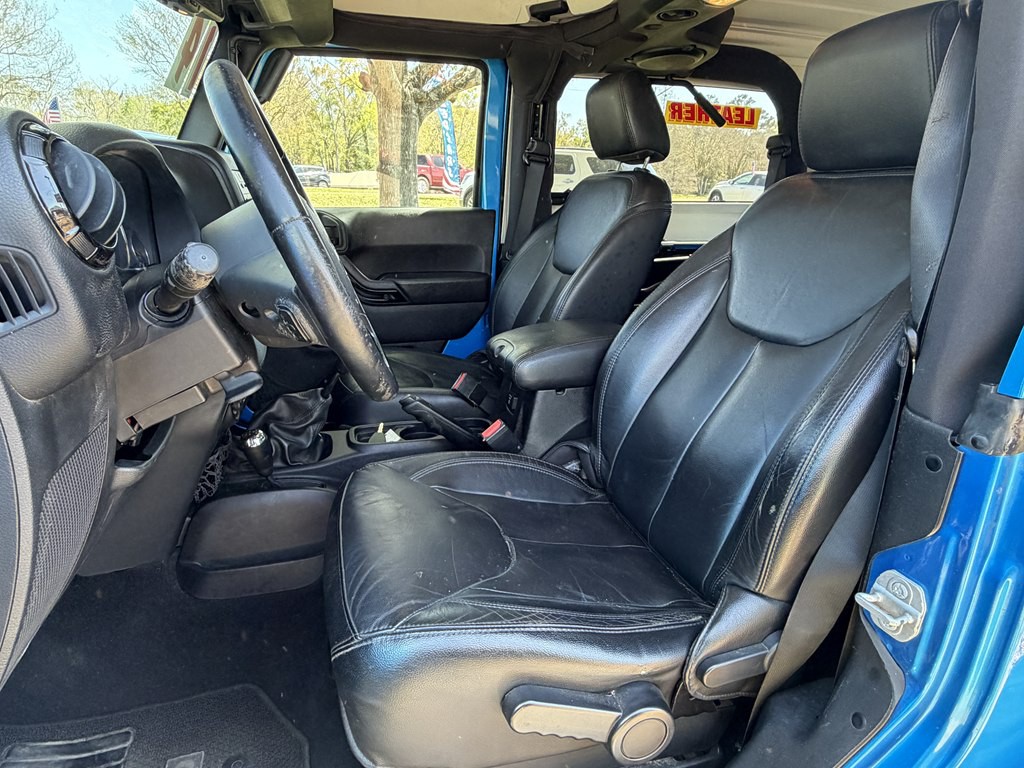 2014 Jeep Wrangler Image 9