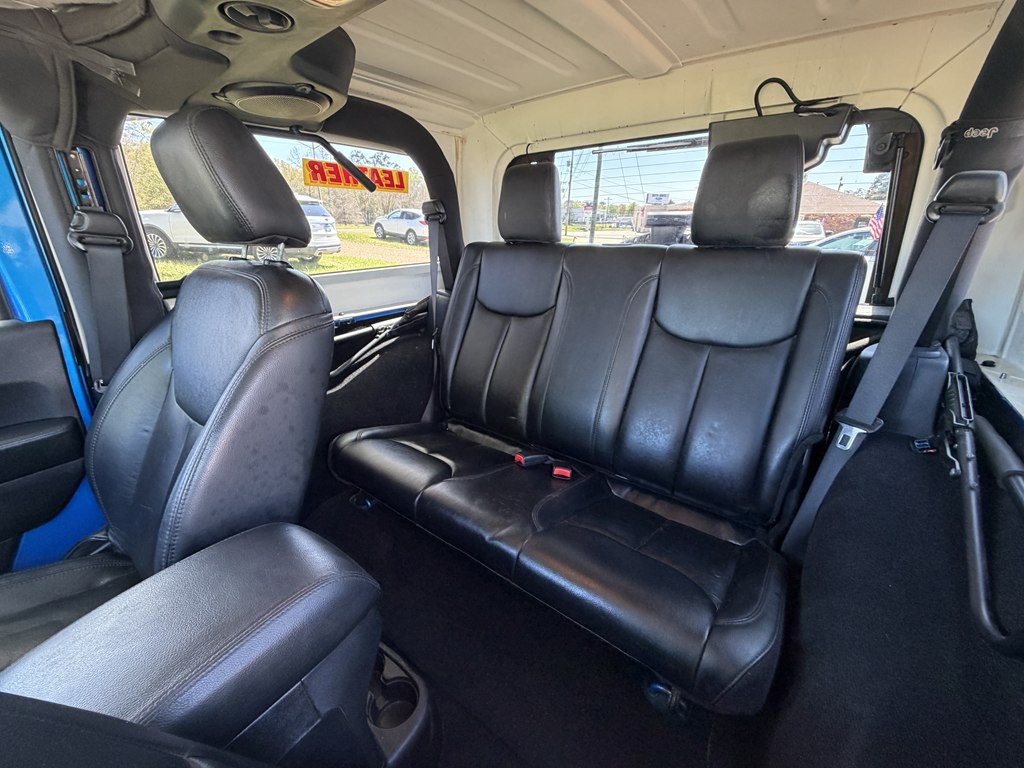 2014 Jeep Wrangler Image 11