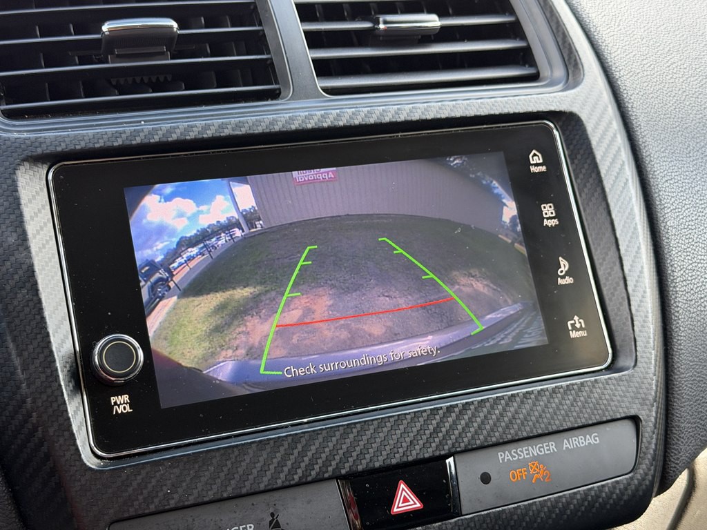 2018 Mitsubishi Outlander Image 15