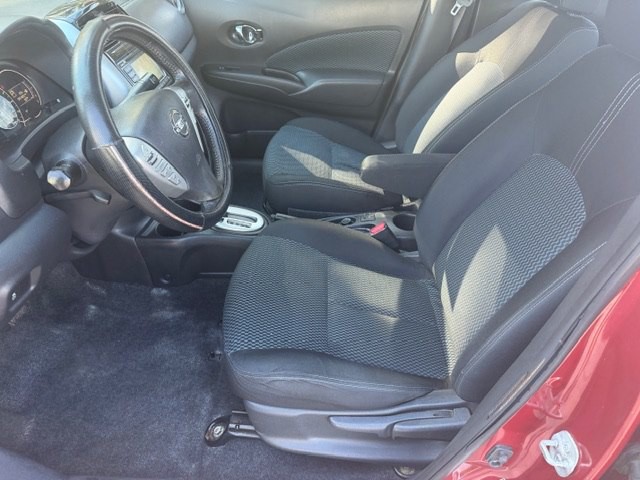 2016 Nissan Versa Image 12