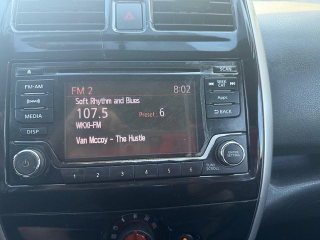 2016 Nissan Versa Image 19