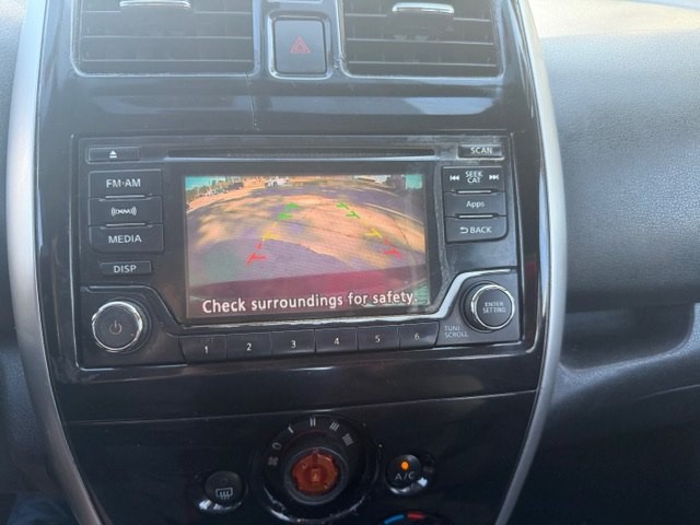 2016 Nissan Versa Image 21