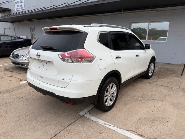 2015 Nissan Rogue Image 4