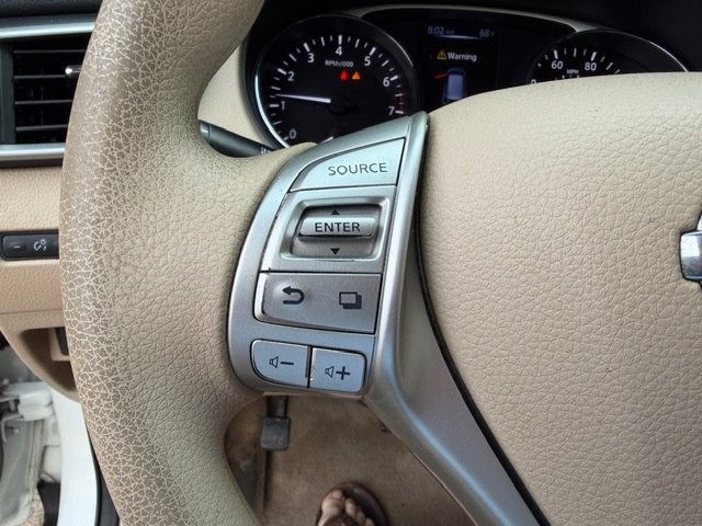 2015 Nissan Rogue Image 11