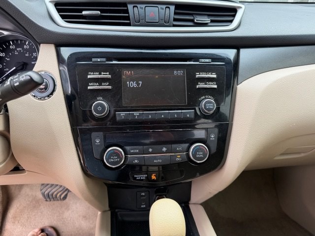 2015 Nissan Rogue Image 13