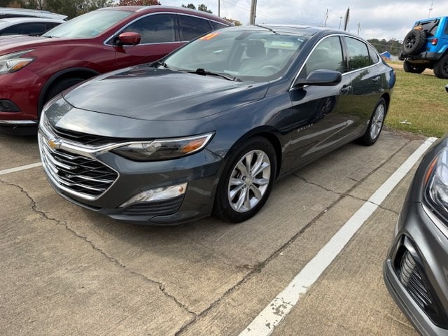 2021 Chevrolet Malibu Image 2