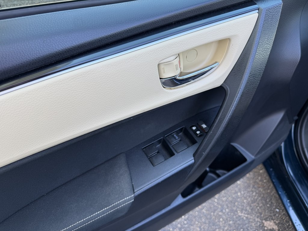 2019 Toyota Corolla Image 10