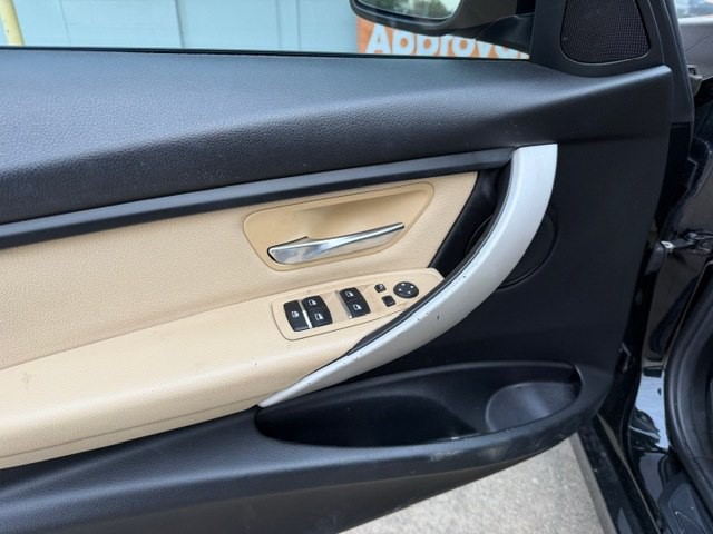 2018 BMW 3 Series Image 3