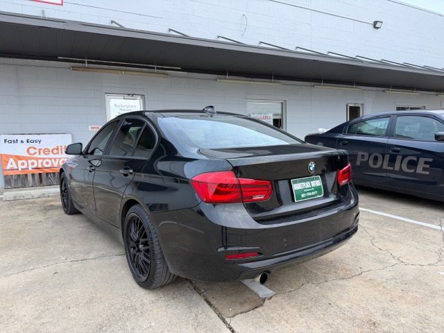 2018 BMW 3 Series Image 10