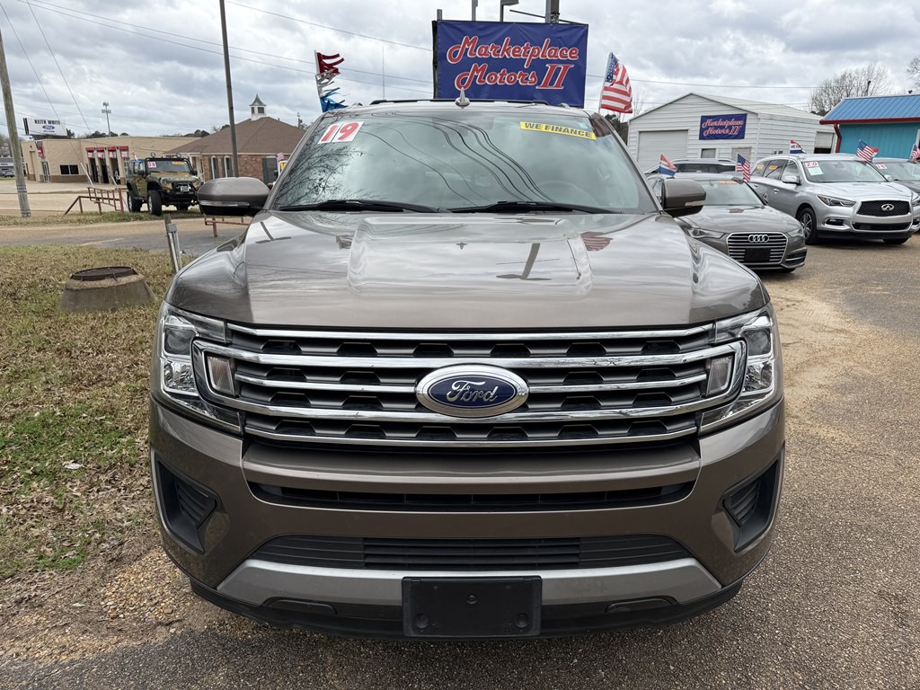 2019 Ford Expedition Image 2