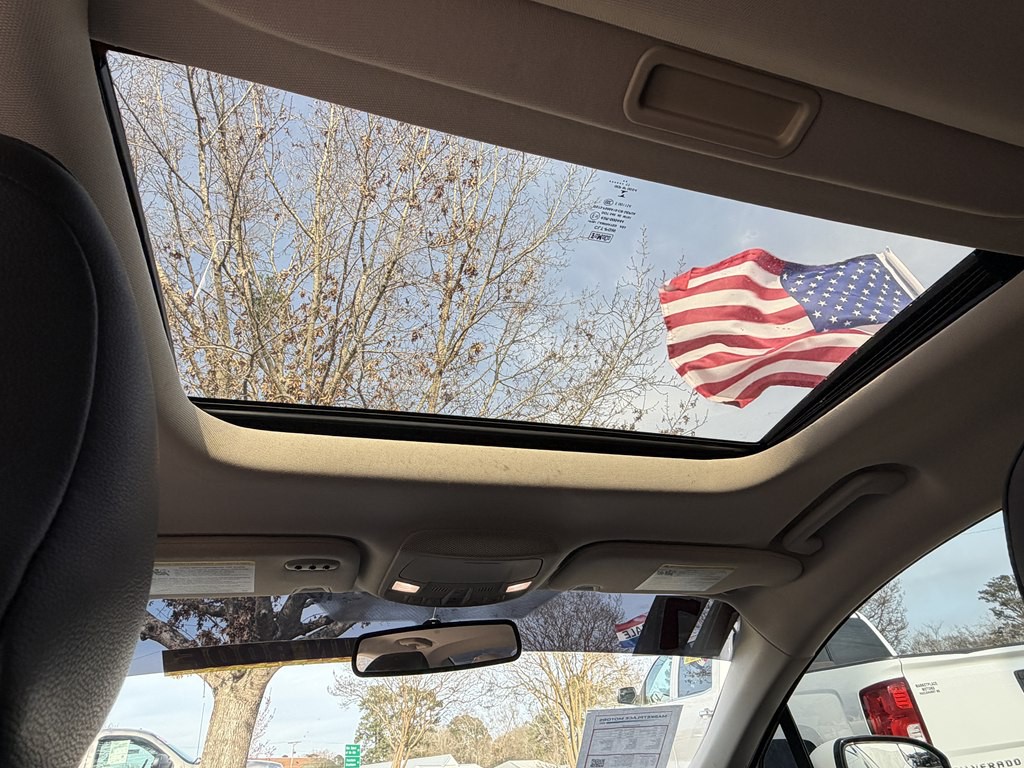 2017 Ford Fusion Image 18