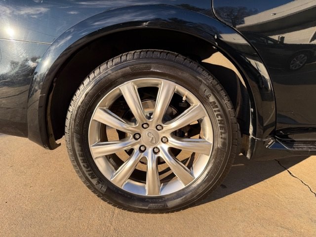 2014 INFINITI QX80 Image 3