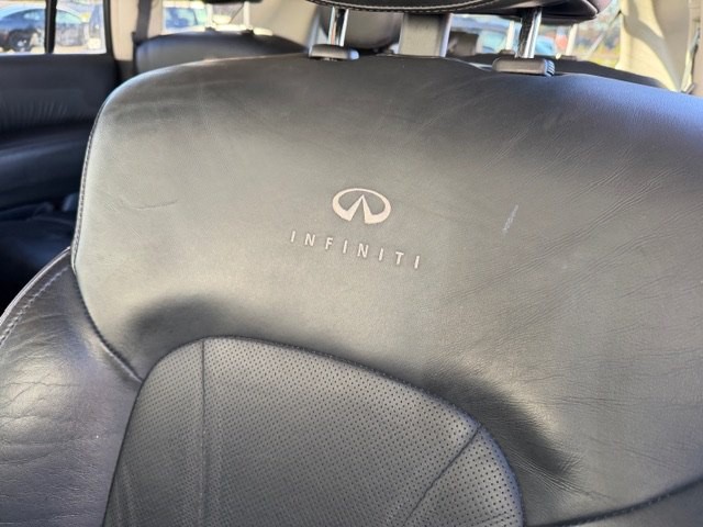 2014 INFINITI QX80 Image 10