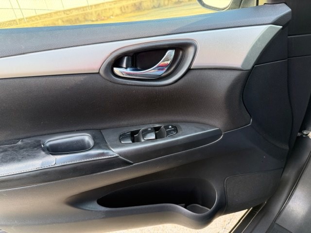 2019 Nissan Sentra Image 6