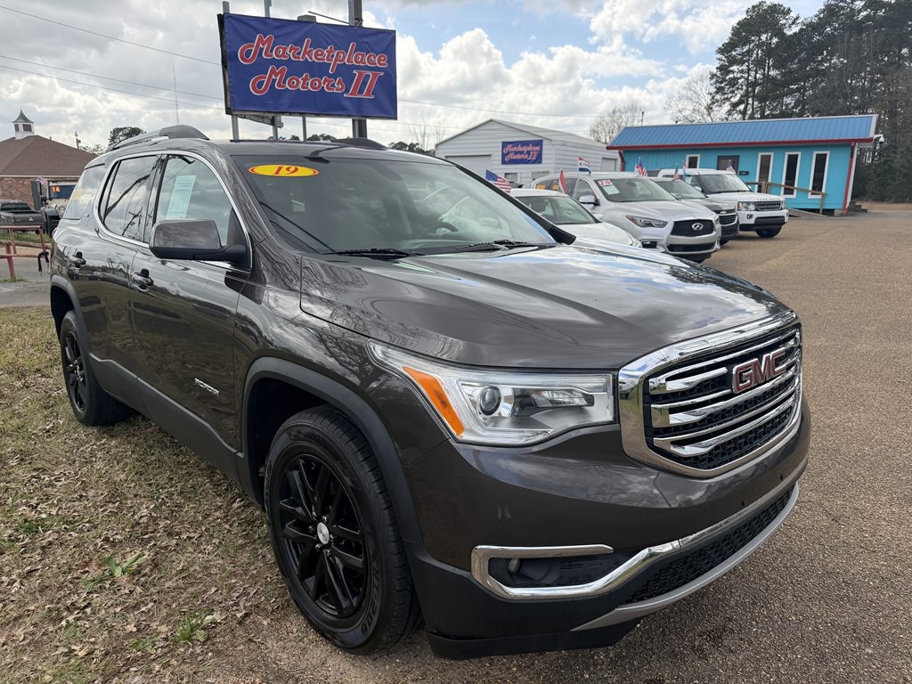 2019 GMC Acadia Image 1