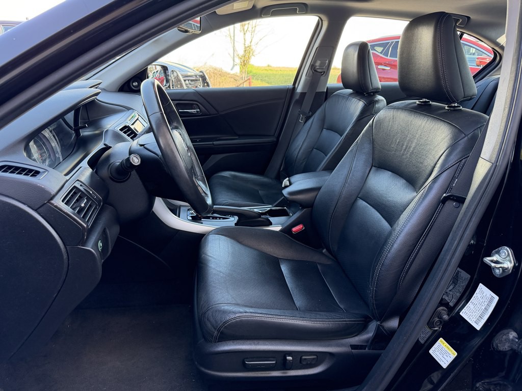 2015 Honda Accord Image 9