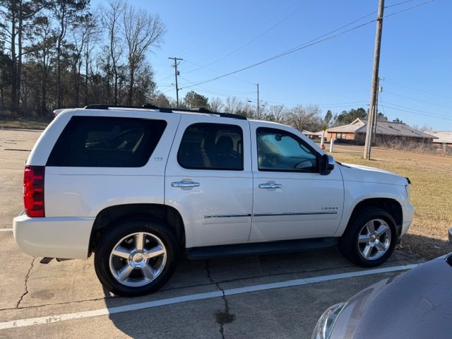 2013 Chevrolet Tahoe Image 3