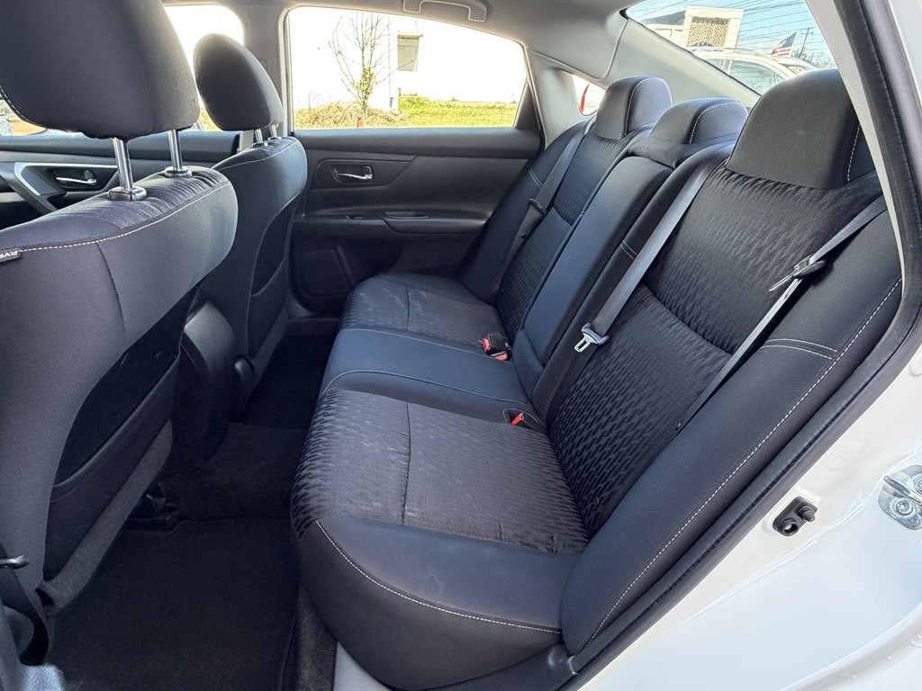 2018 Nissan Altima Image 13