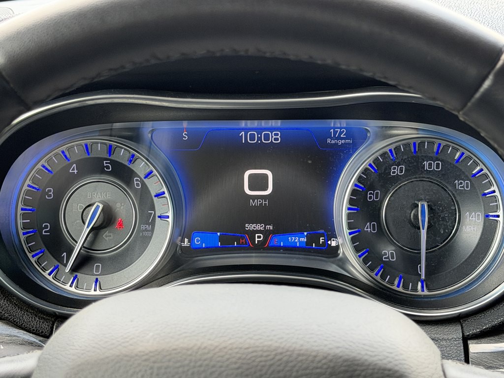 2020 Chrysler 300 Image 17