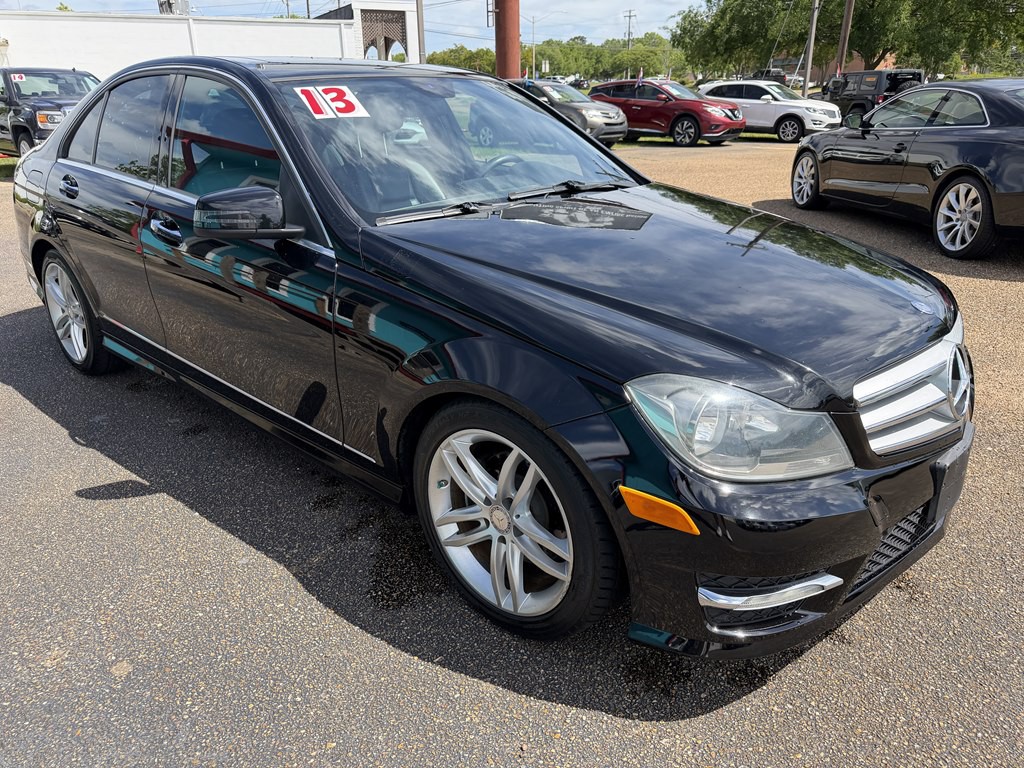 2013 Mercedes-Benz C-Class Image 7