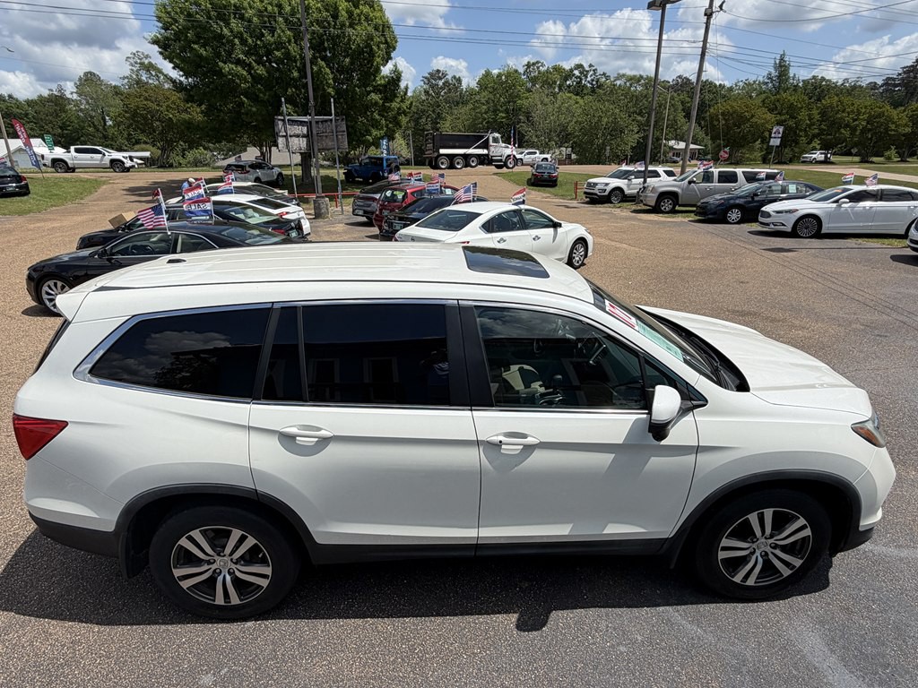 2017 Honda Pilot Image 6