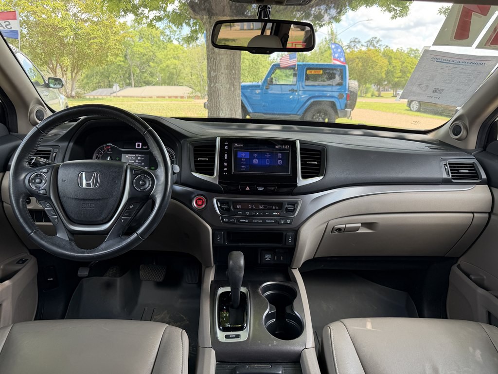 2017 Honda Pilot Image 14