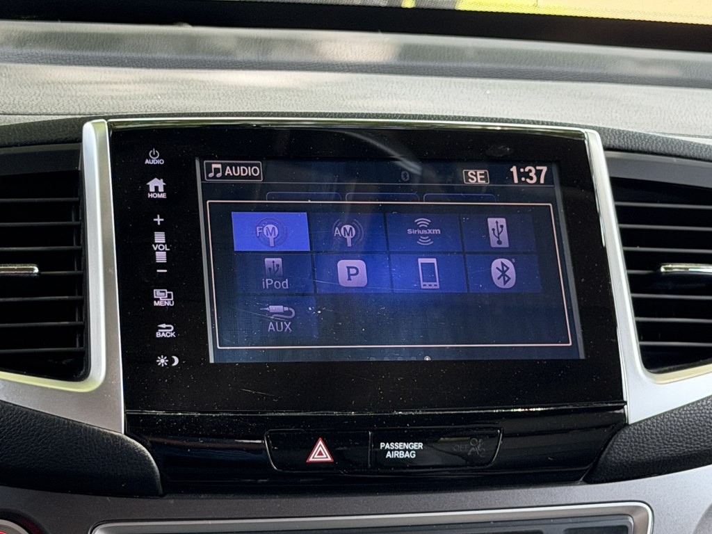 2017 Honda Pilot Image 16