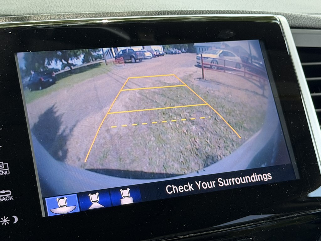 2017 Honda Pilot Image 19