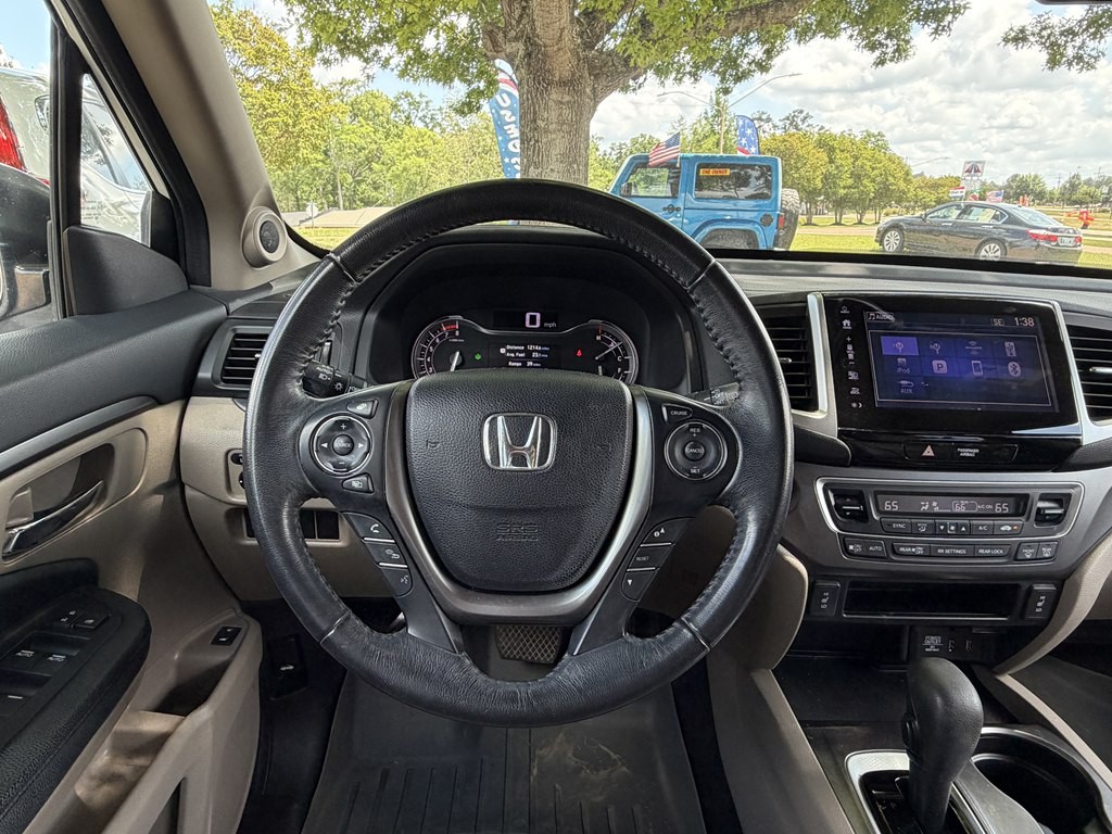 2017 Honda Pilot Image 23